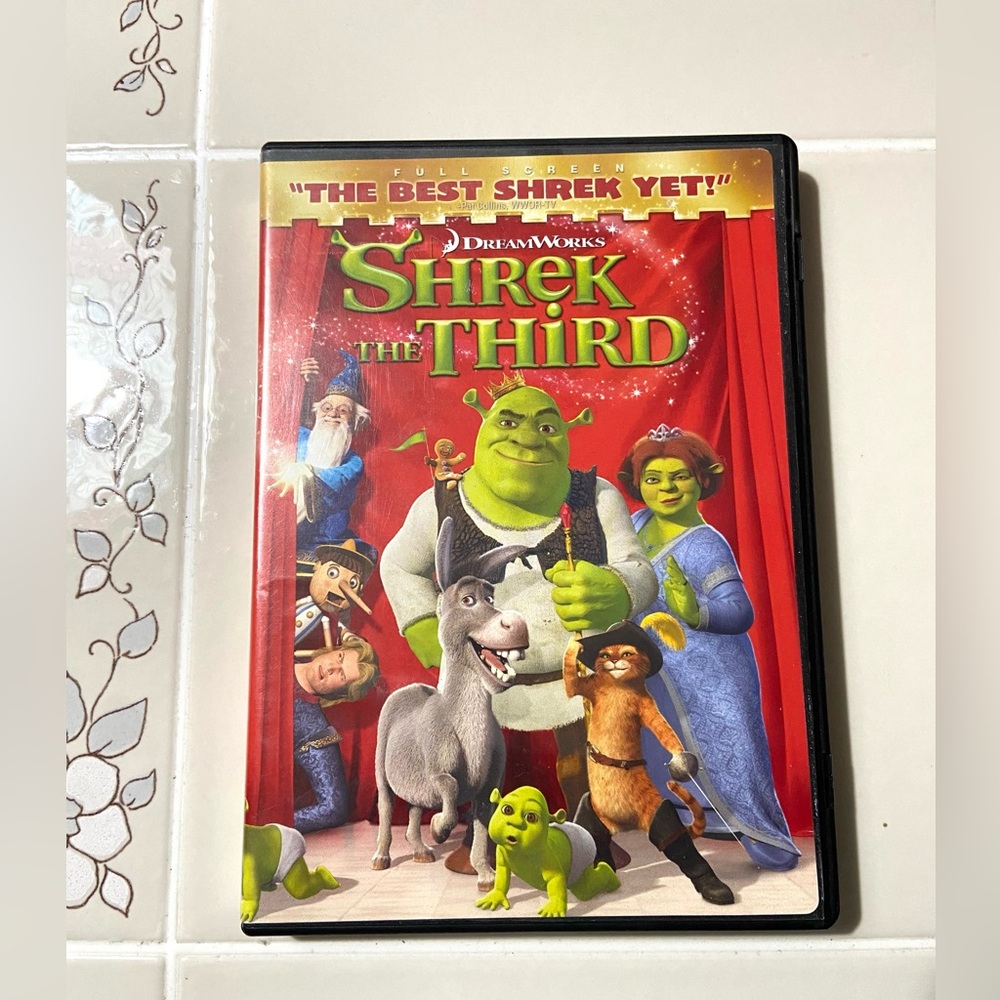 Dreamworks Shrek the Third DVD with Red and Green Cover